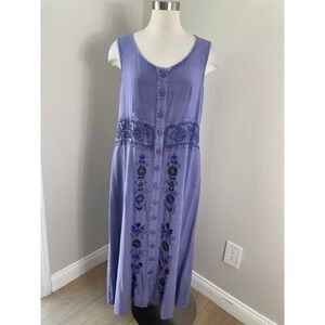 The Pyramid Collection Womens Large Purple Embroidered Button Up Maxi Dress